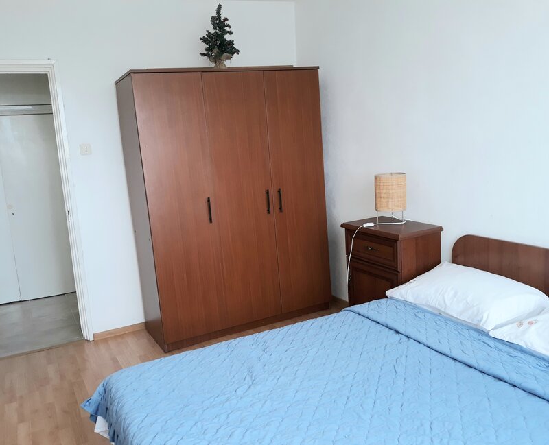 Basarabia, P-ta Muncii M. Bravu,stradal, 3 min. de metrou, se acc. studenti