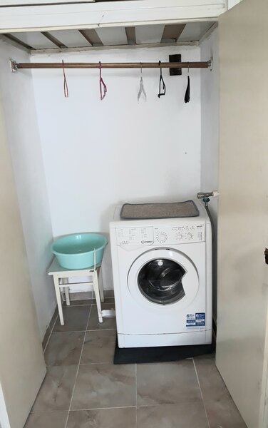 Basarabia, P-ta Muncii M. Bravu,stradal, 3 min. de metrou, se acc. studenti